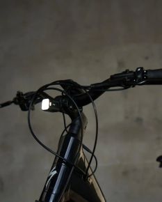 Knog Blinder E 900 etuvalo sähköpyörään